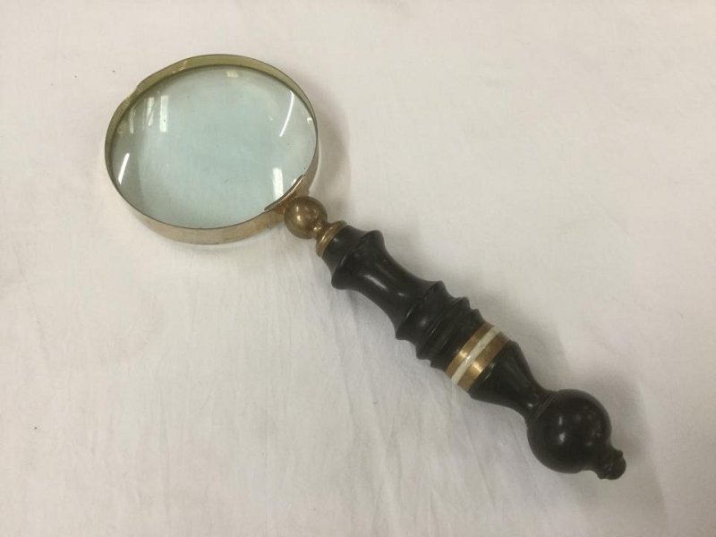 Magnifier Ebony Handle